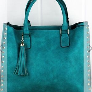 2 in 1 tassel tote